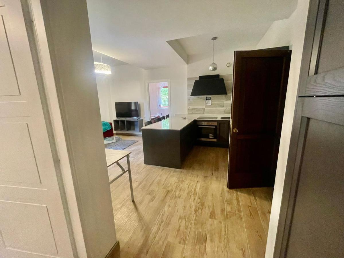 La Tana Del Capriolo Apartamento Prati di Tivo Exterior foto
