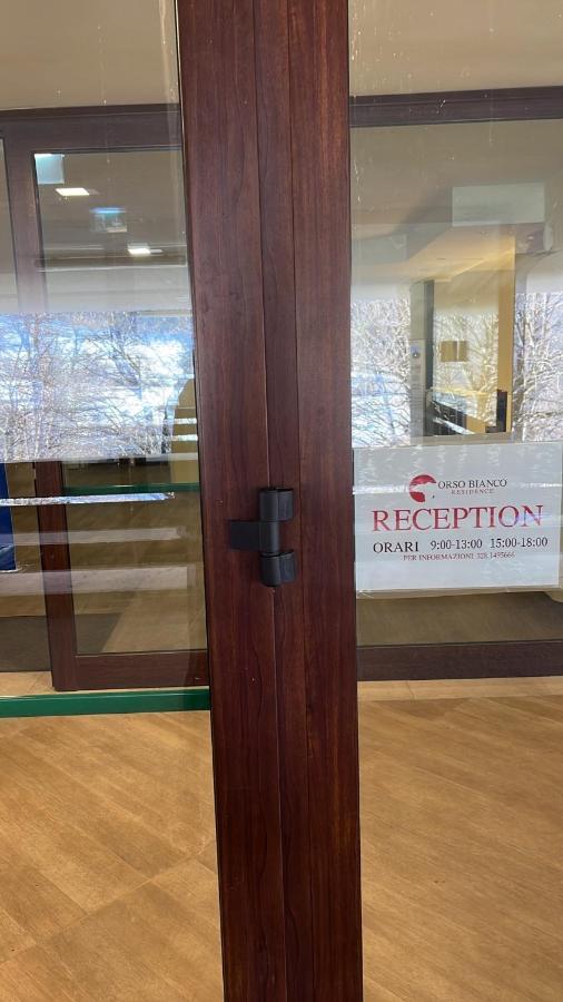La Tana Del Capriolo Apartamento Prati di Tivo Exterior foto