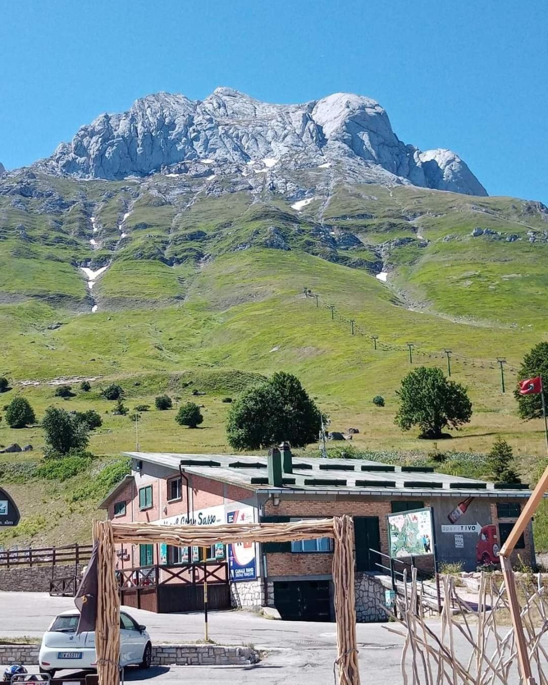 La Tana Del Capriolo Apartamento Prati di Tivo Exterior foto